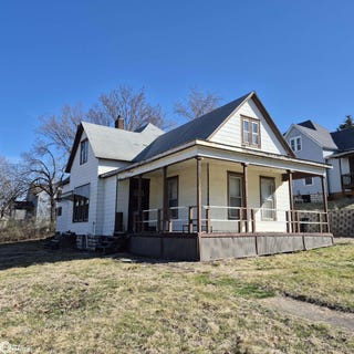 /international/us/703-center-ottumwa-ia-110106585588/