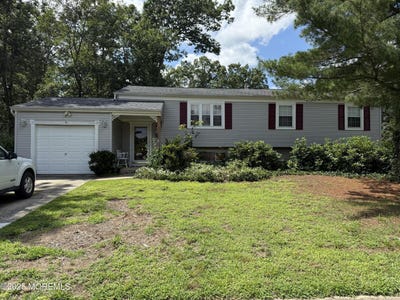 /international/us/9-villa-court-berlin-nj-110101049513/