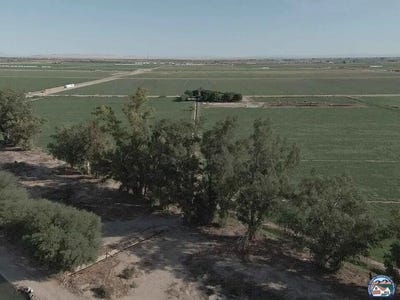 /international/us/2595-w-hardy-rd-el-centro-ca-110102682054/