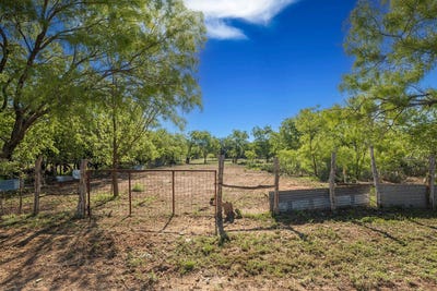 /international/us/mesquite-brady-tx-110105092692/