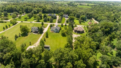 /international/us/1905-w-olive-street-marshalltown-ia-110097760052/