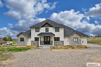 /international/us/5995-e-sagewood-drive-idaho-falls-id-110120515282/