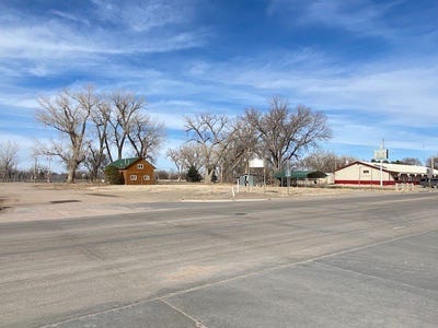 /international/us/303-grant-st-atwood-ks-110100773774/