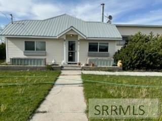 /international/us/1592-w-5000-s-rexburg-id-110108497105/