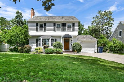 /international/us/1121-hawthorne-ave-janesville-wi-110108910176/