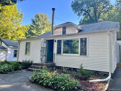 /international/us/129-gypsy-point-road-catskill-ny-110102942792/