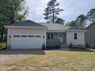 /international/us/401-james-street-vass-nc-110107197235/