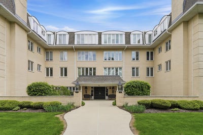 /international/us/75-6th-avenue-la-grange-il-110108061066/