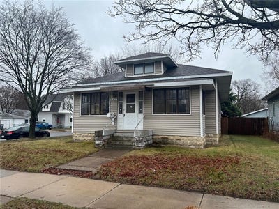 /international/us/1334-jackson-street-la-crosse-wi-110107350575/