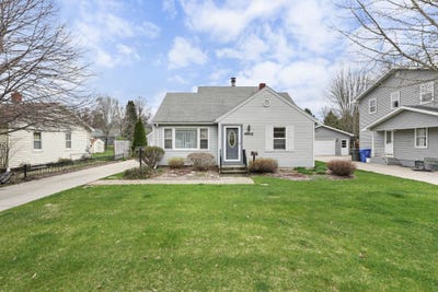 /international/us/4902-rothman-place-monona-wi-110107348689/