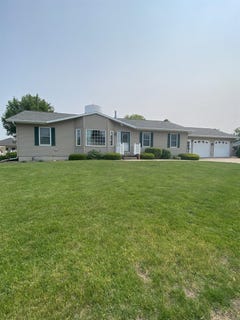 /international/us/905-rebecca-court-independence-ia-110098693966/