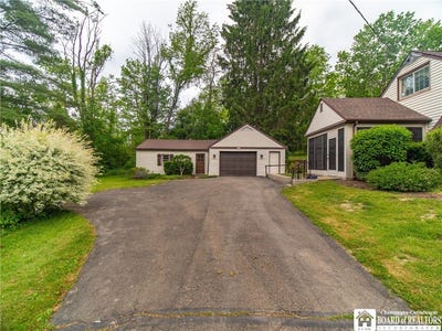 /international/us/3467-belleview-road-bemus-point-ny-110108693100/