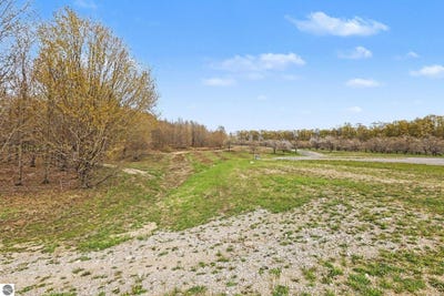 /international/us/parcel-7-karnes-road-glen-arbor-mi-110108813833/
