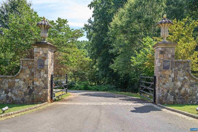 /international/us/coopers-ln-lot-c-charlottesville-va-110120825849/