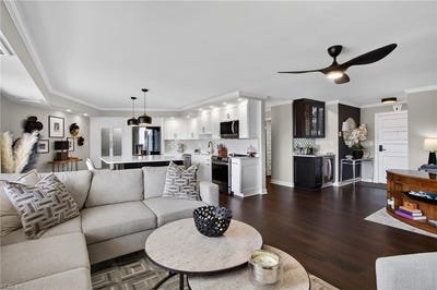 /international/us/3810-atlantic-avenue-virginia-beach-va-110120770653/