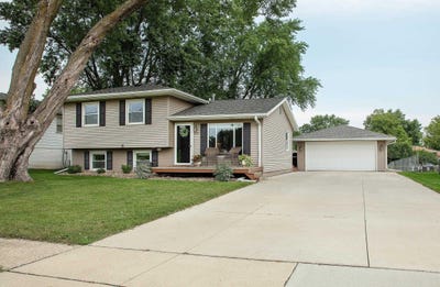 /international/us/812-orchard-drive-cedar-falls-ia-110101432559/?lang=en