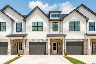 /international/us/221-village-parkway-helena-al-110098240361/