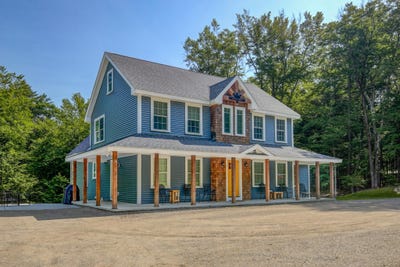 /international/us/16-grison-road-madison-nh-110098424067/