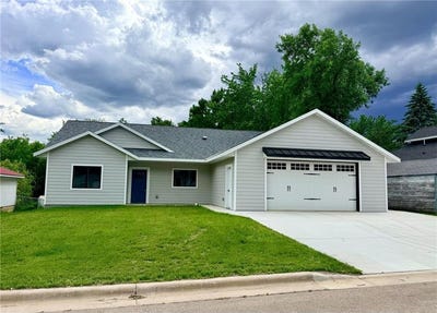 /international/us/16-tower-street-kensington-mn-110104586535/