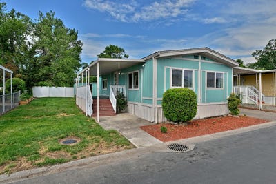 /international/us/3555-s-pacific-highway-medford-or-110100256179/