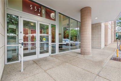 /international/us/5570-centre-ave-shadyside-pa-110100001358/