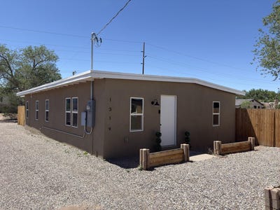 /international/us/1319-15th-street-nw-albuquerque-nm-110108427004/