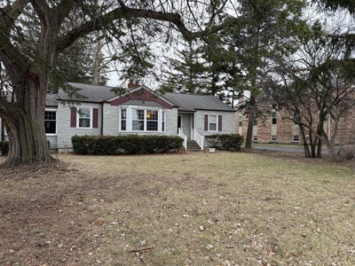 /international/us/4n542-church-road-bensenville-il-110099154275/