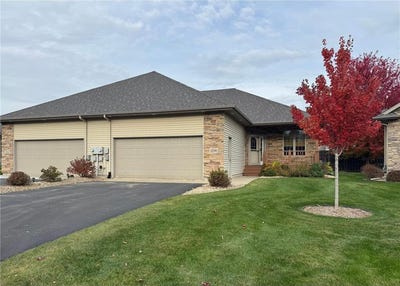 /international/us/1330-n-10th-street-lake-city-mn-110103226343/