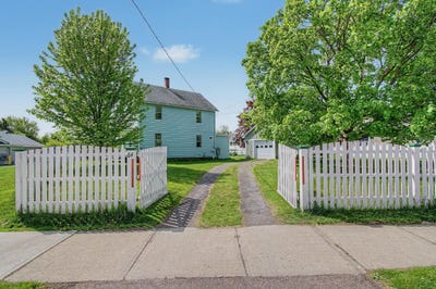 /international/us/64-pine-street-winooski-vt-110108491196/
