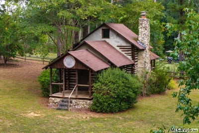 /international/us/216-lonsdale-drive-littleton-nc-110120496548/