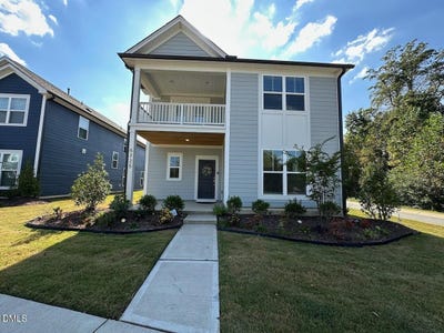 /international/us/5725-agrinio-way-raleigh-nc-110106445255/