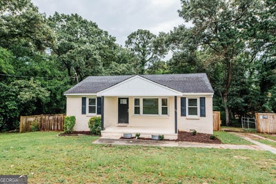 /international/us/111-benton-avenue-warner-robins-ga-110108385577/
