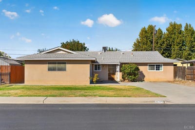 /international/us/947-avocado-drive-lemoore-ca-110120486726/