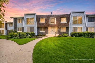 /international/us/2711-hobson-road-woodridge-il-110107685119/