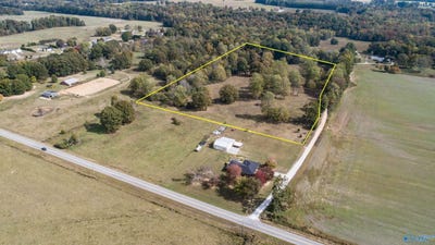/international/us/01-teddy-white-road-lexington-al-110095387142/