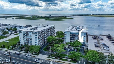/international/us/500-bay-ave-ocean-city-nj-110098829626/