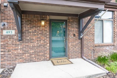 /international/us/493-e-arch-street-indianapolis-in-110100752489/