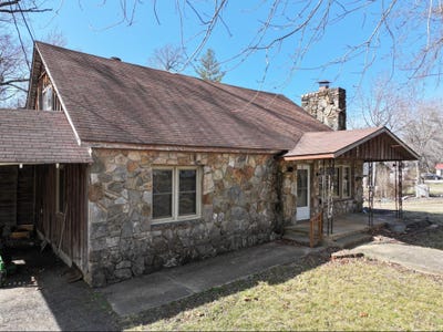 /international/us/1004-joyce-street-van-buren-mo-110106091032/