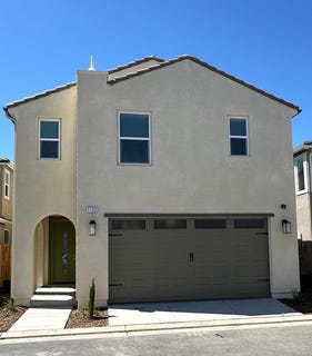 /international/us/1122-elevations-way-madera-ca-110101430453/