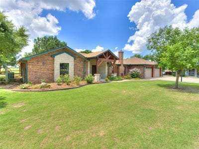 /international/us/1616-e-cottonwood-road-goldsby-ok-110101022140/