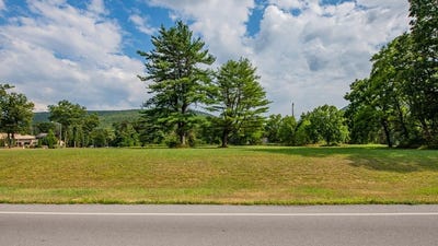 /international/us/01-0019-health-drive-lock-haven-pa-110107463233/