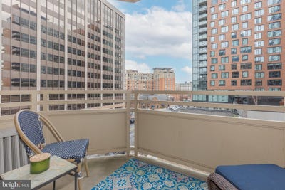 /international/us/4801-fairmont-avenue-bethesda-md-110106322781/
