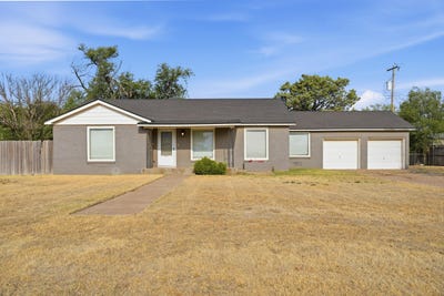 /international/us/1011-walnut-street-idalou-tx-110105702141/
