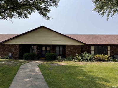 /international/us/1905-s-madison-street-macomb-il-110099922965/