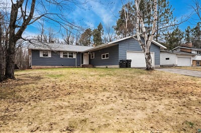 /international/us/908-jasper-st-cloquet-mn-110107267608/