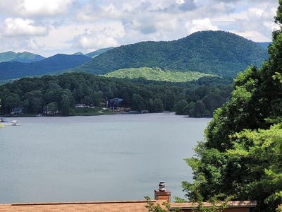 /international/us/99-taylor-s-trace-hayesville-nc-110099887768/