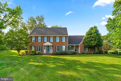 /international/us/5403-talon-court-clarksville-md-110108576729/