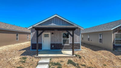 /international/us/10806-willow-avenue-poncha-springs-co-110108705839/