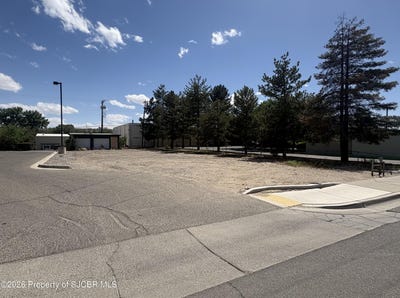 /international/us/661-w-main-street-farmington-nm-110108176976/