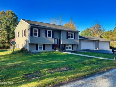 /international/us/139-webster-hill-road-east-nassau-ny-110120644966/